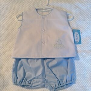 NWT Auraluz Embroidered Sailboat Diaper Set 3M